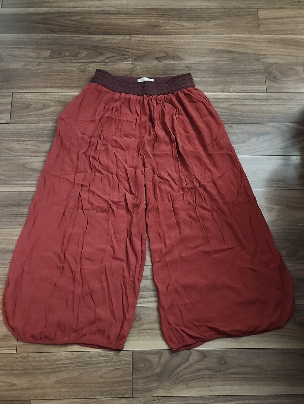 Elevenses - Wide-Leg Pants in Rust Tone - Lightweight and Flowy